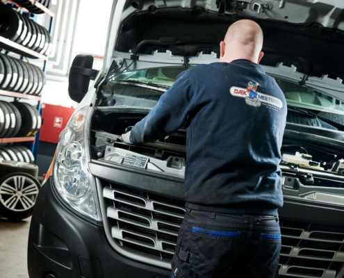 Motorservice - autoværksted og dækcenter